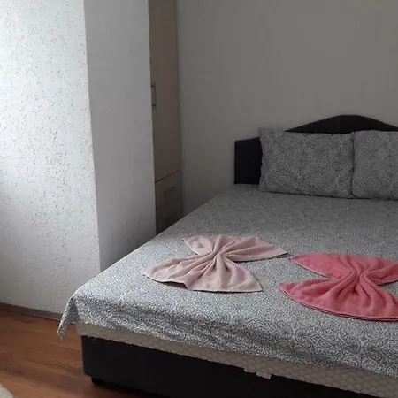 Lola Apartament *
